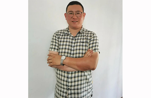 “世”在人為 | 世友地板江蘇興化經(jīng)銷商都滿宇：擼起袖子加油干，你就會成功