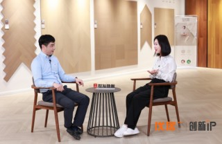 田樸珺親臨世友地板，為新家選品，打造“會(huì)呼吸的房子”